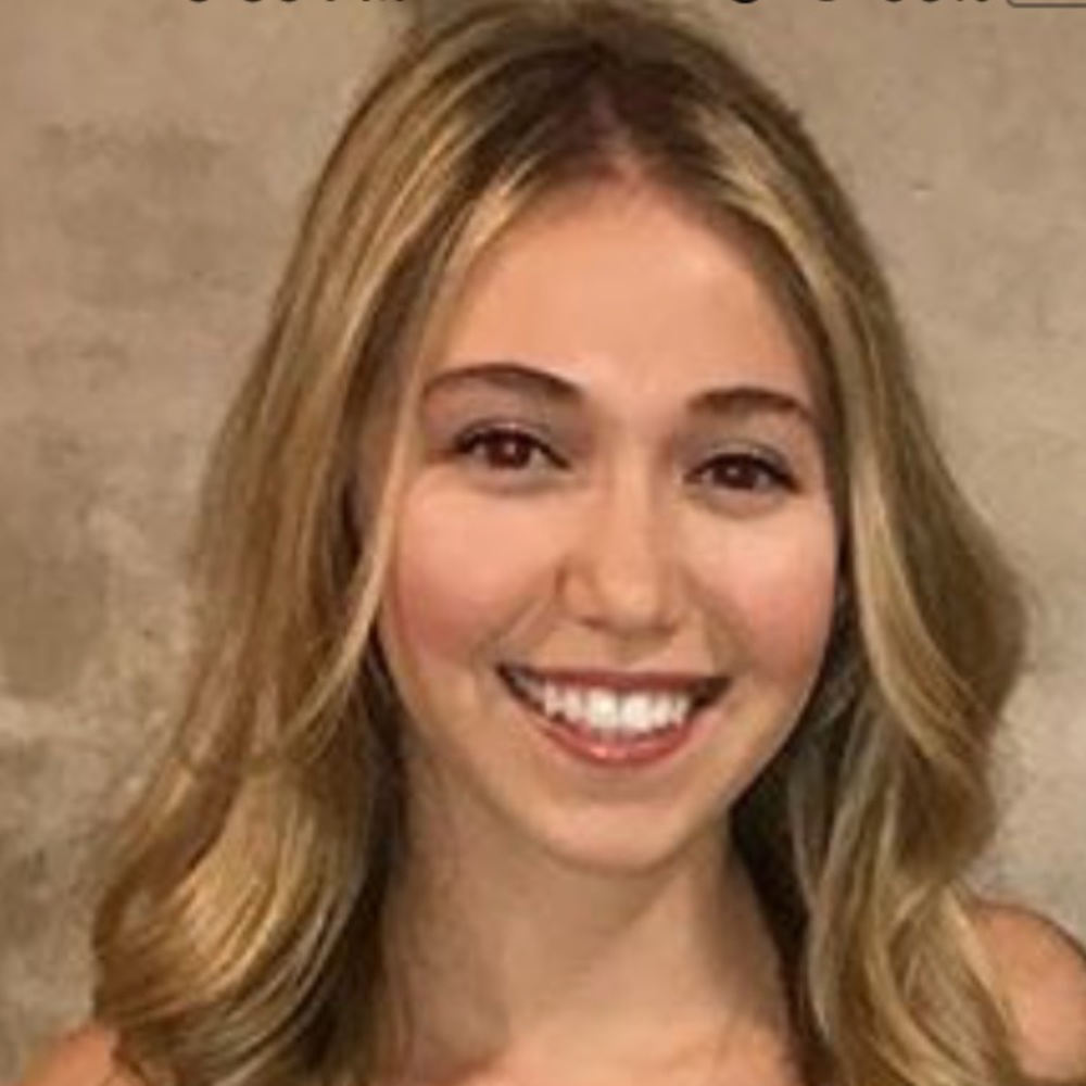 Meet your Posher, Olivia